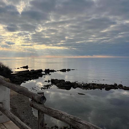 Al Chiaro Di Luna Resort 보르고판타노 외부 사진