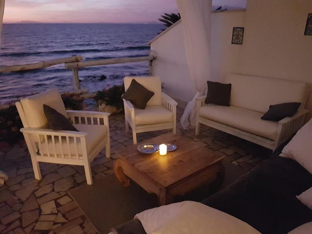 Al Chiaro Di Luna Resort 보르고판타노 외부 사진
