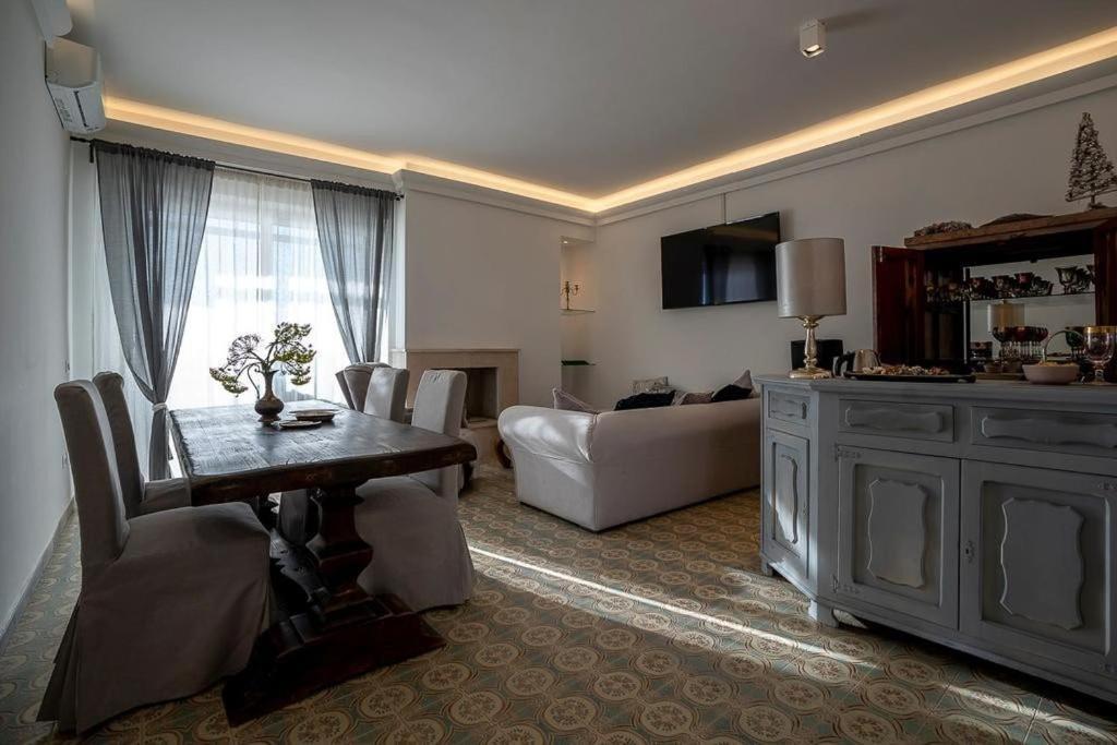 Al Chiaro Di Luna Resort 보르고판타노 외부 사진